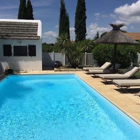 Hotel Lou Garbin Saint-Laurent-dʼAigouze Zewnętrze zdjęcie